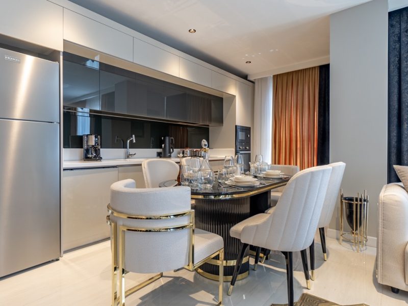 8 — крупный размер